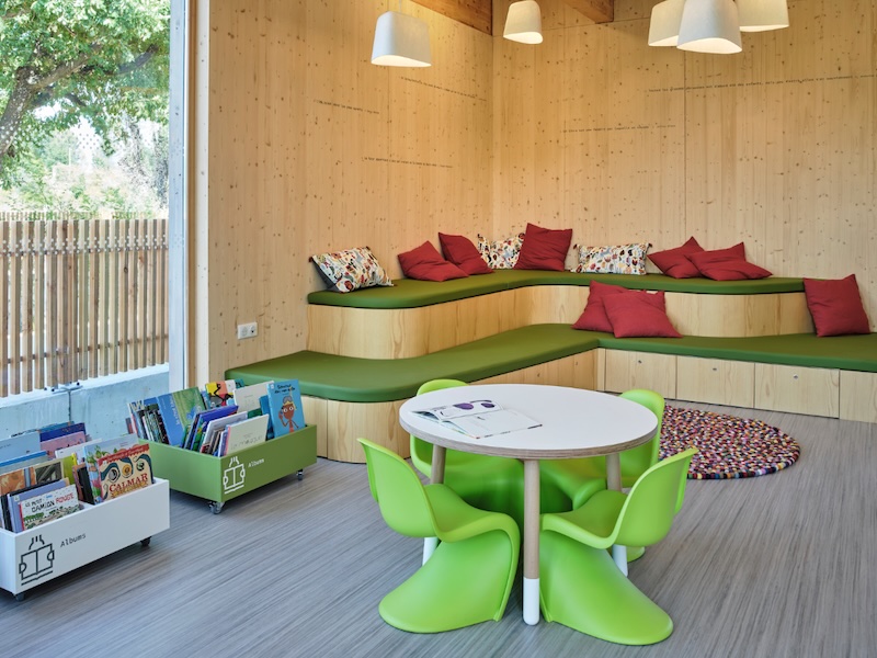 Médiathèque coussins ignifugés M1